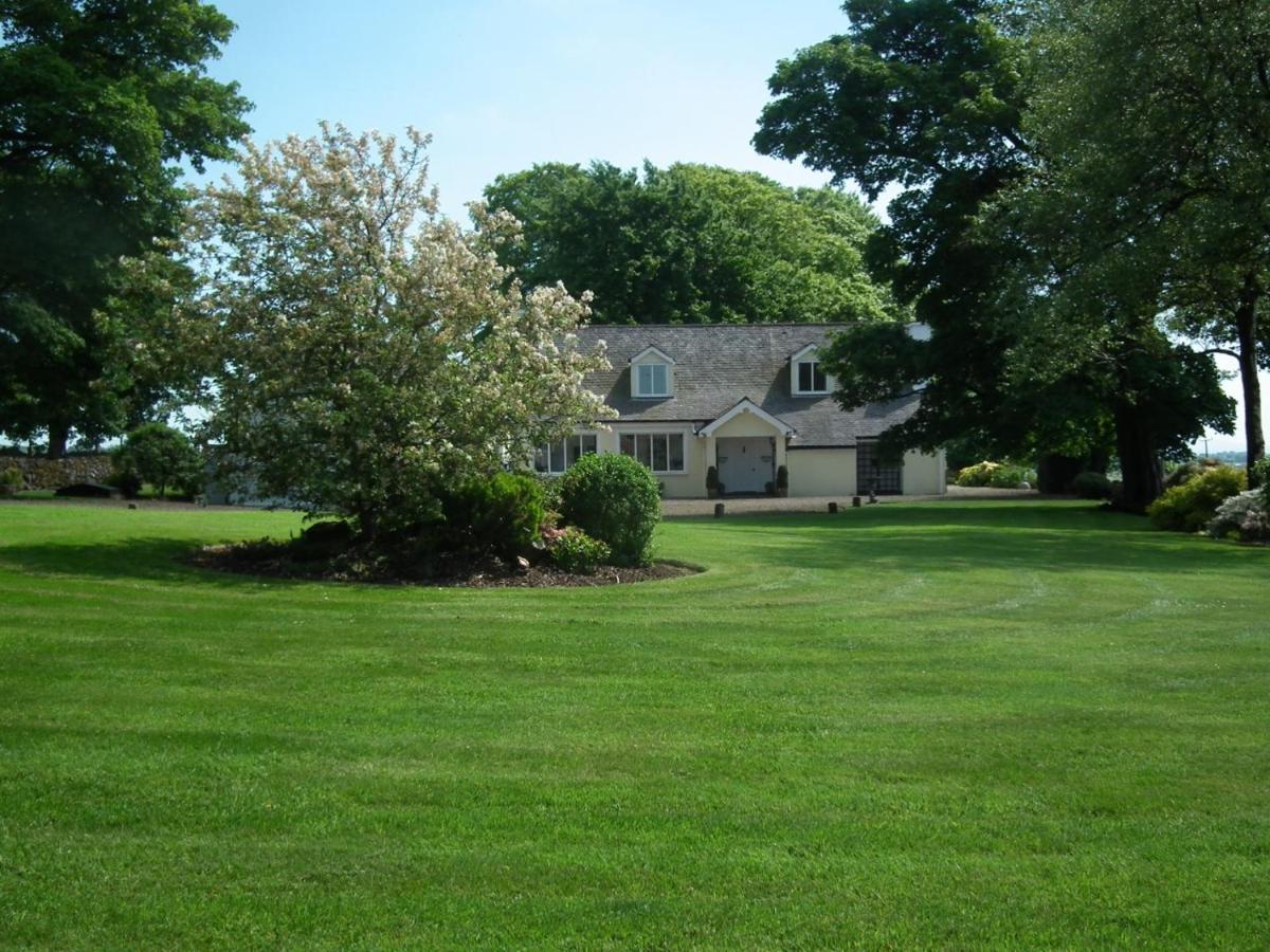 Whitehouse Bed & Breakfast Uplawmoor Exterior photo