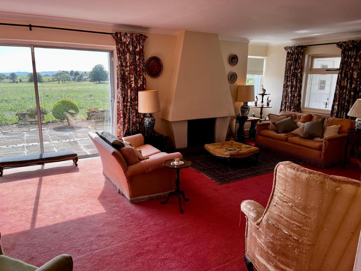 Whitehouse Bed & Breakfast Uplawmoor Exterior photo