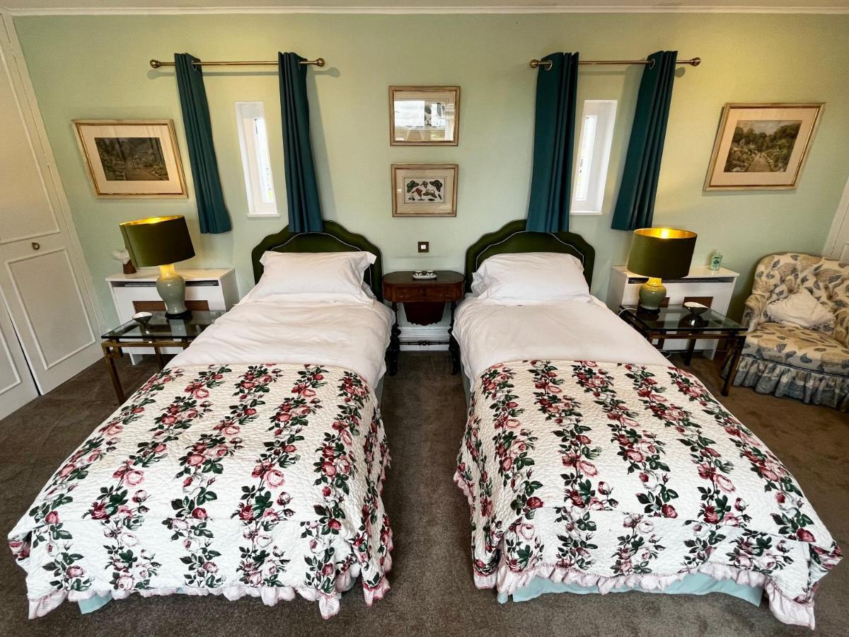 Whitehouse Bed & Breakfast Uplawmoor Exterior photo